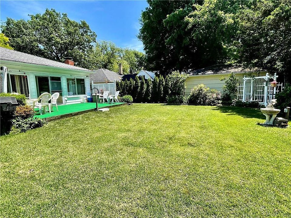 304 Connecticut Dr, Erie, PA 16505 Zillow