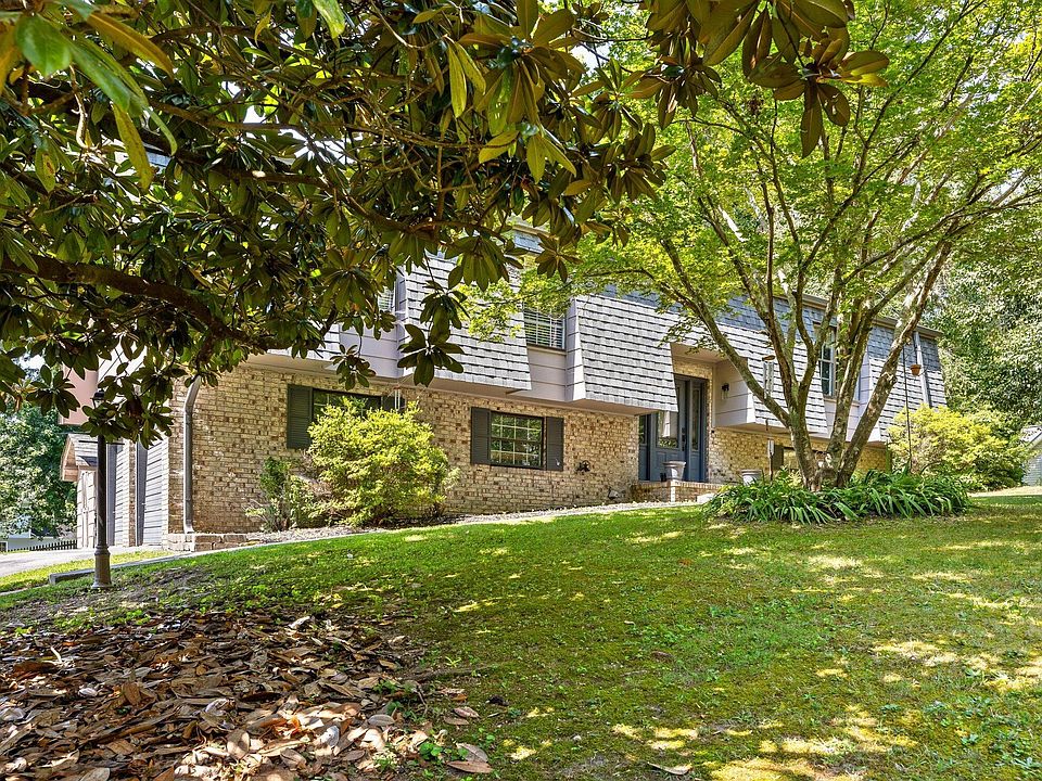 1st image of 2404 Horseshoe Dr