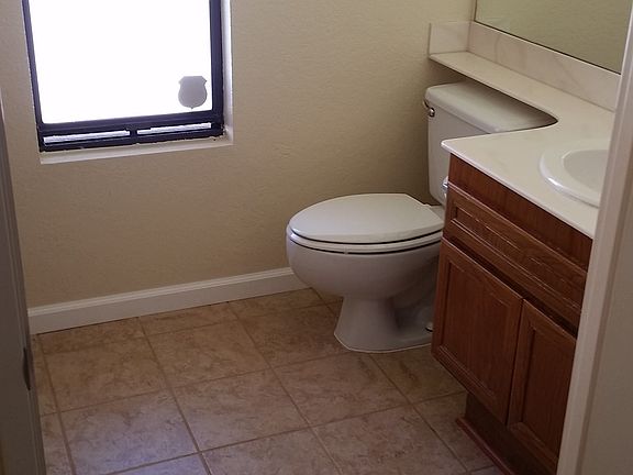 4th image of 3727 Balboa Ter Unit D