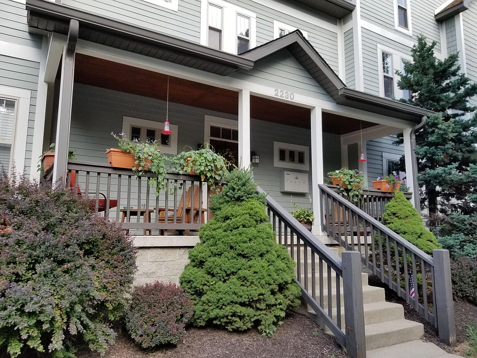 Main entrance and common space from Pennsylvania Street. Mailboxes are located to the right of the main door.