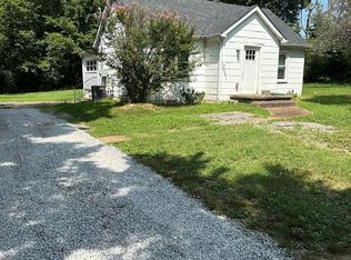 2224 Trenton Rd, Clarksville, TN 37040