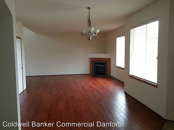 5th image of 15525 67th Avenue Ct E