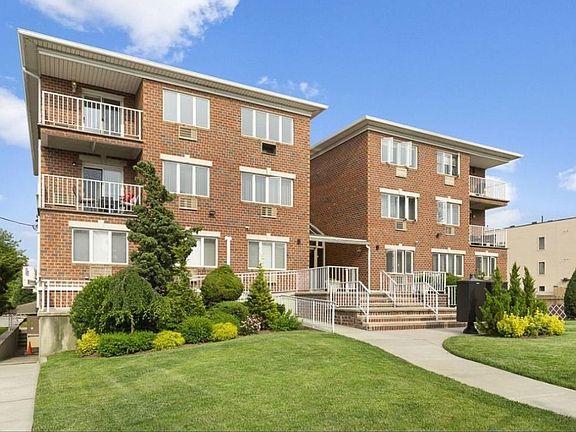 3rd image of 2629 E 23rd St #3II