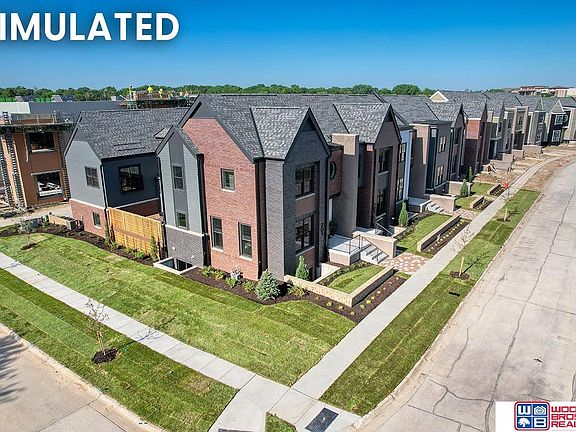 3rd image of 717 Blue Sage Blvd