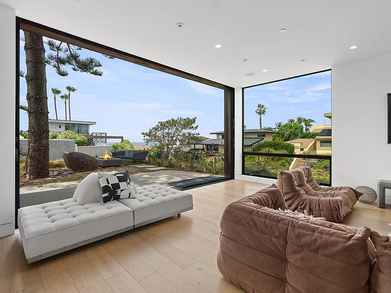 223 Ocean St — Photo 15