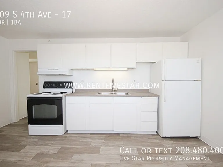 809 S 4th Ave #17 — Photo 4