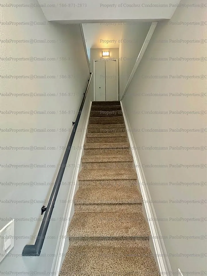 2 bed, 1000 sqft, $1,500 — Photo 4