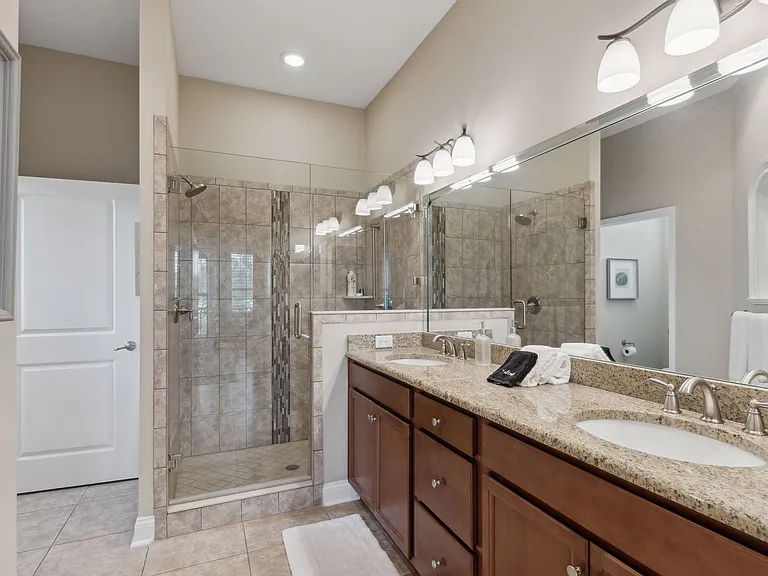 95282 Summerwoods Cir #607 — Photo 18