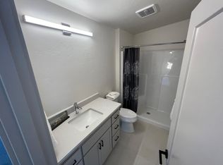119 Shelton McMurphey Blvd, Eugene, OR 97401