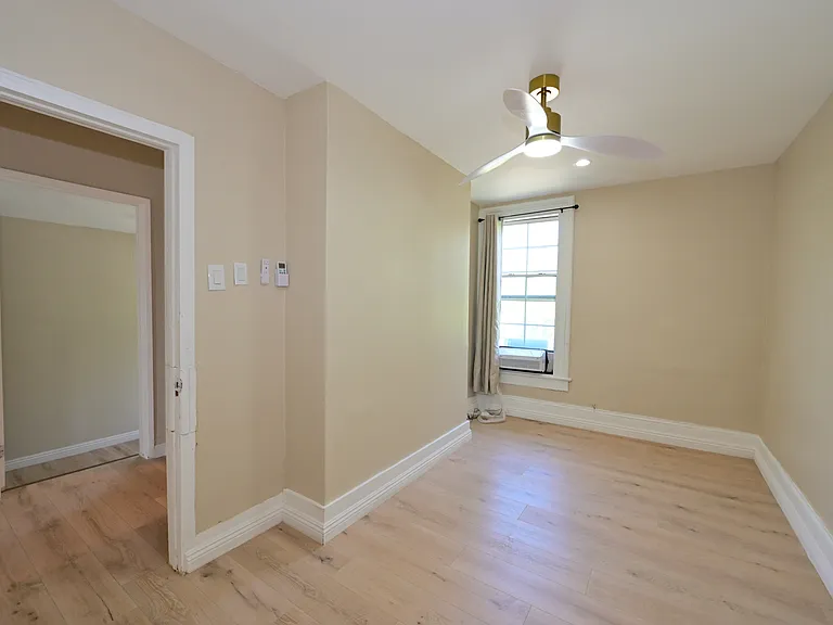 328 E Olive Ave — Photo 24