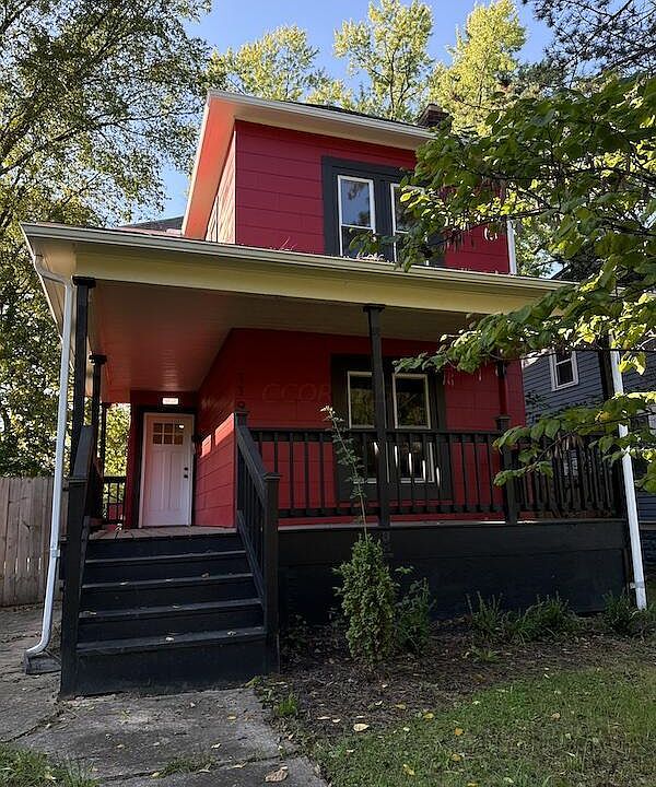1st image of 119 W North Broadway