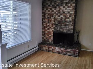 1105 S Woodlawn St APT 4, Tacoma, WA 98465
