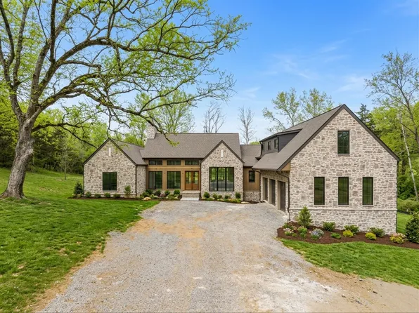 1801 Bittersweet Trl, Thompsons Station, TN 37179