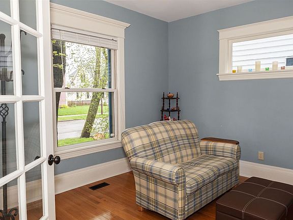 4th image of 712 Cottage Grove Ave