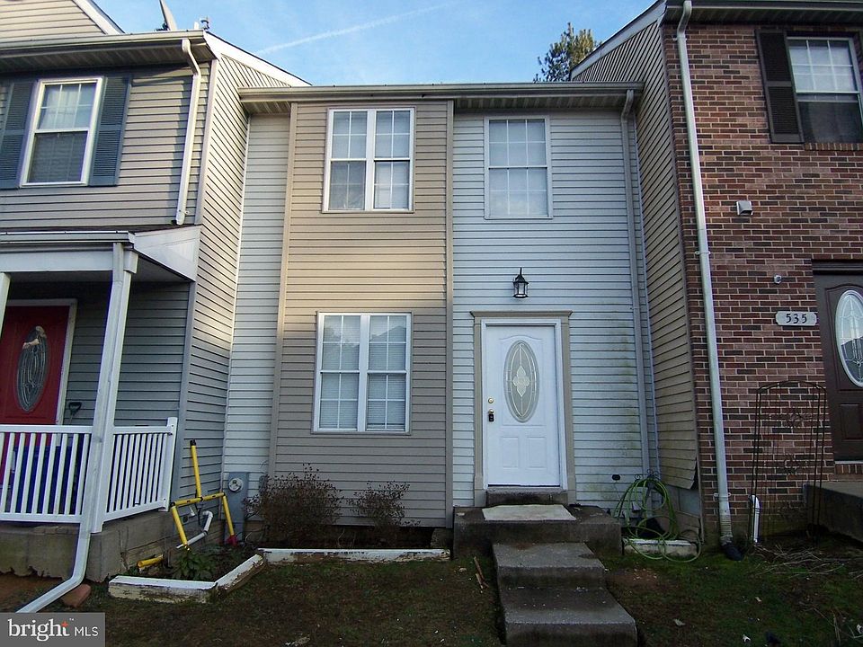 1st image of 533 Park Manor Cir Unit 16