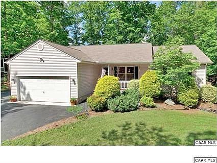 2nd image of 18 Morewood Pl