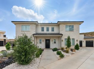 1951 W Cedar Breaks Dr, Hurricane, UT 84737