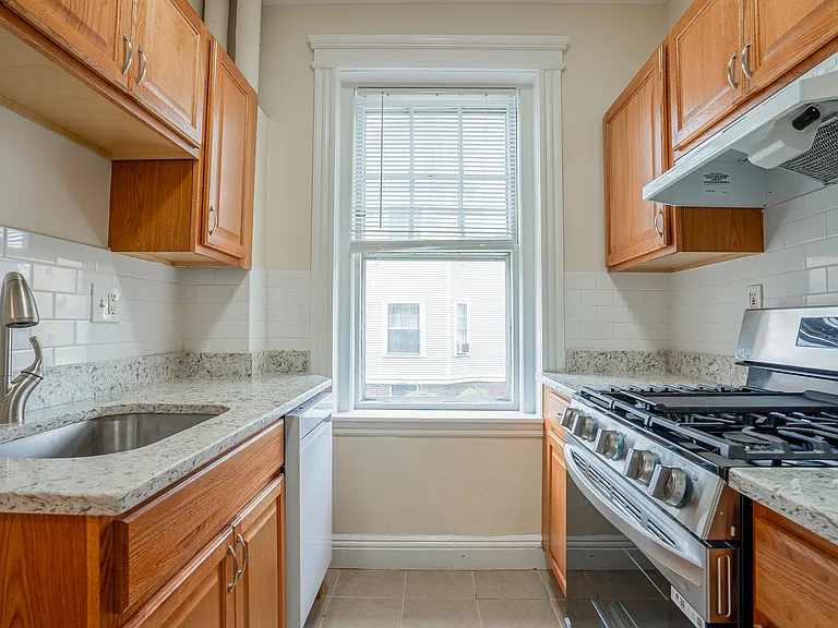 37-41 Wendell St — Photo 6