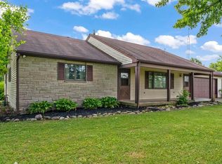 7743 Hazelton Etna Rd SW, Pataskala, OH 43062