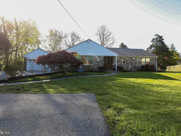 349 Marple Rd, Broomall, PA 19008