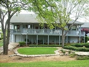 2nd image of 634 Peachtree Ct