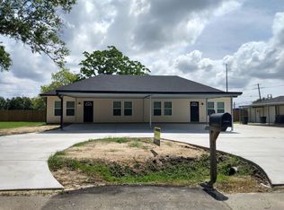 5908 Ash Ave APT A, Pt Arthur, TX 77640