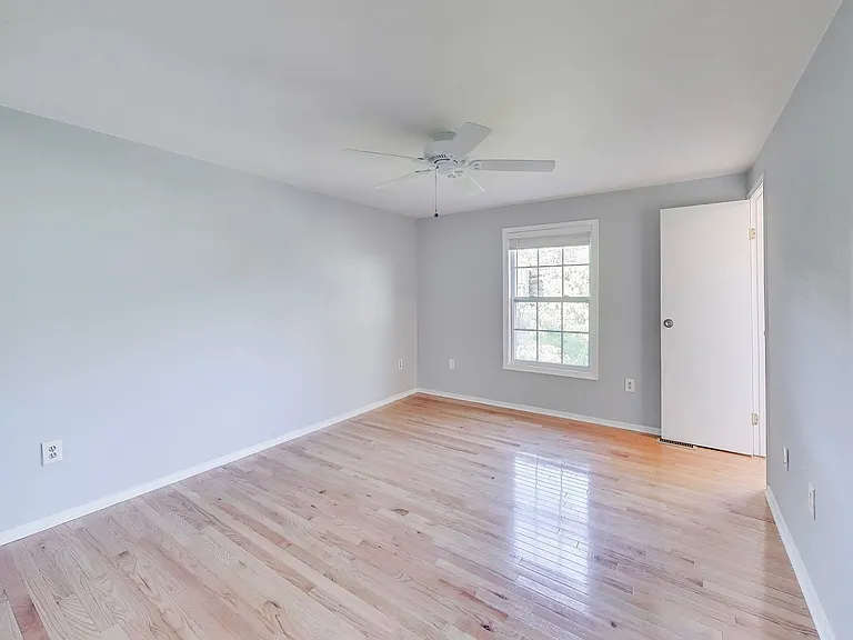 8932 Barrowgate Ct — Photo 10