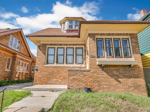 1306 W Keefe AVENUE, Milwaukee, WI 53206