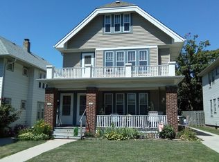1900 E Jarvis St, Milwaukee, WI 53211