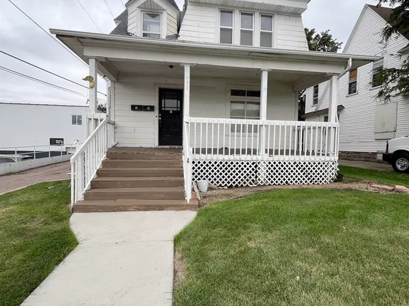 415 W 11th St, Sioux Falls, SD 57104