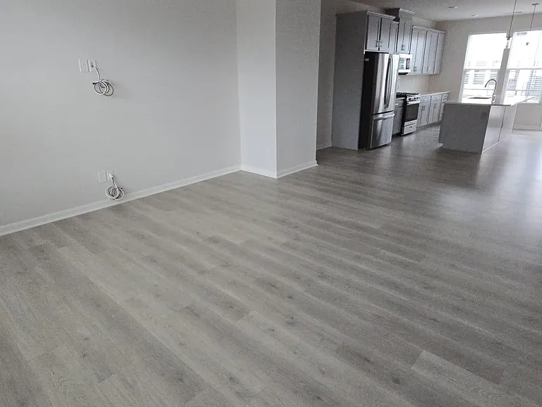 2324 Donnelly Hills Ln — Photo 25