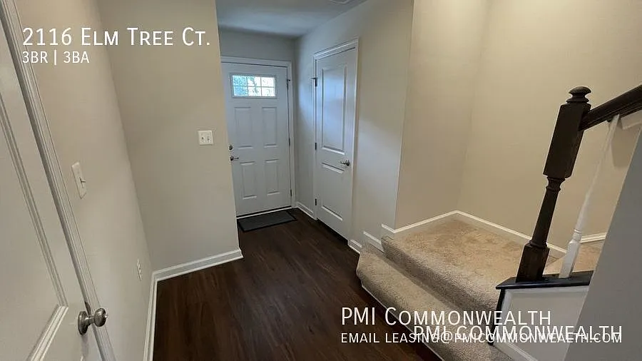 3 Bed / 2.5 Bath Townhouse (Available Now) — Photo 2