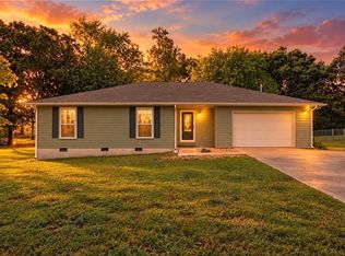 16 Town Rd, Fayetteville, TN 37334