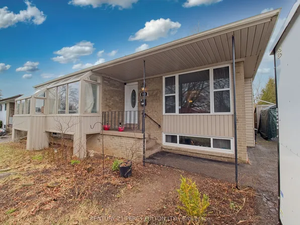 840 Bem Ave, Pickering, ON L1W 1X3