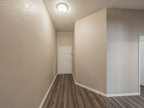 5th image of 1740 Cedar Tree Dr