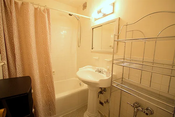 Rented by Corcoran | media 9