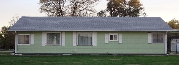 1st image of 102 S Ford Ave
