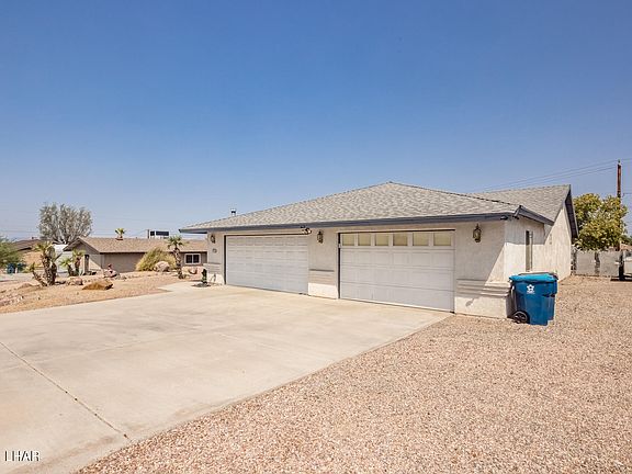 4th image of 2165 Bombay Dr