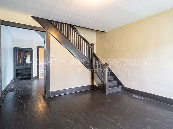 2nd image of 2511 Turner Ave