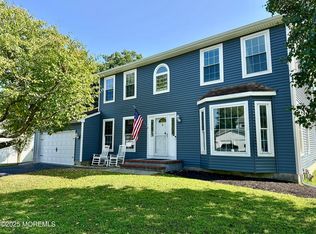 3 Bridge St, Howell, NJ 07731
