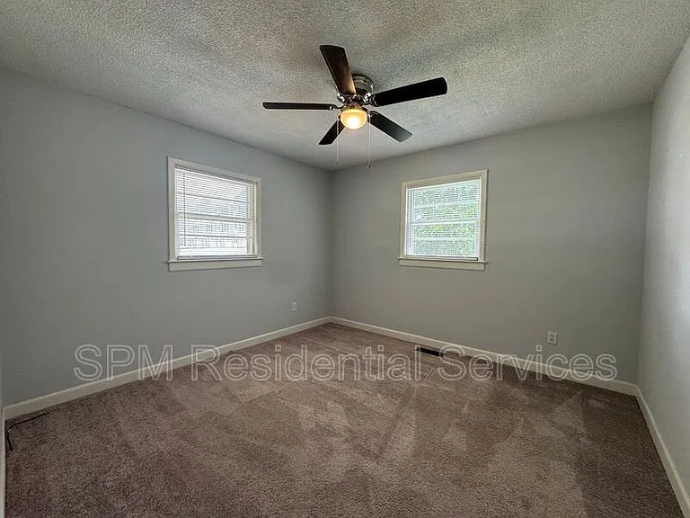 331 Forest Park Rd — Photo 14