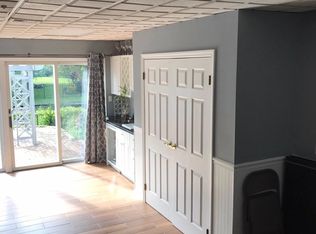 176 Shadybrook Ln, West Islip, NY 11795