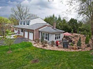 2339 Willowbrook Rd, Pittsburgh, PA 15241