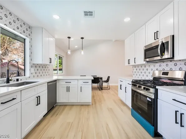 3472 Rawhide St, Las Vegas, NV 89120