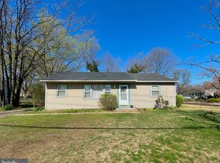 7 Warwick Rd, Stratford, NJ 08084
