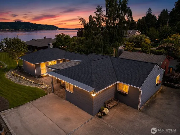 3262 Beach Drive E, Port Orchard, WA 98366