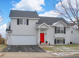 613 13th St, Farmington, MN 55024