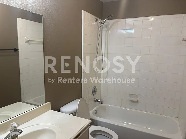 1500 Dun Loggin Dr — Photo 1