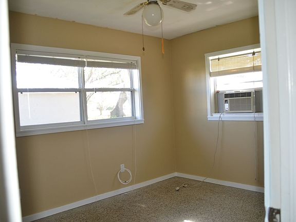 4th image of 645 16th Pl