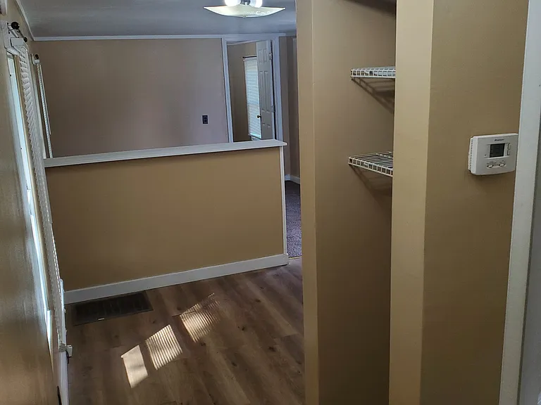 107 Chandler Ave #MANUFACTUR — Photo 40